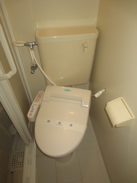 物件内観写真8　(トイレ)