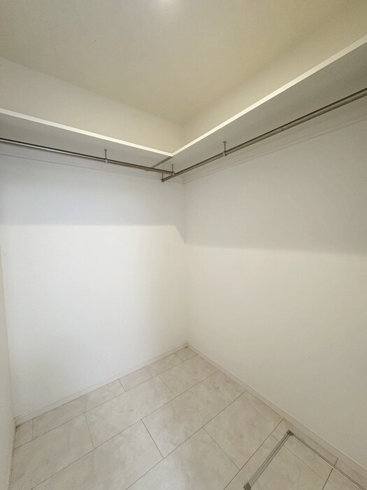 物件内観写真13　(収納)