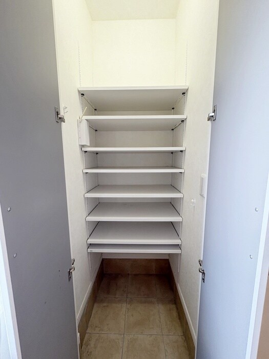 物件内観写真16　(靴箱)