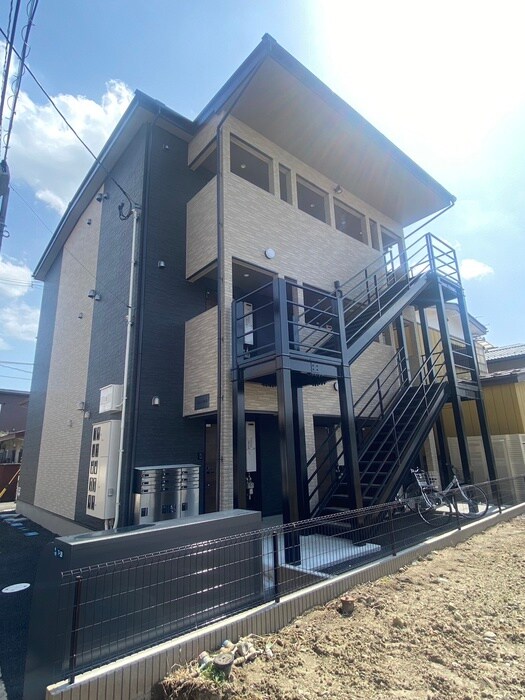 物件外観写真1　(外観写真)