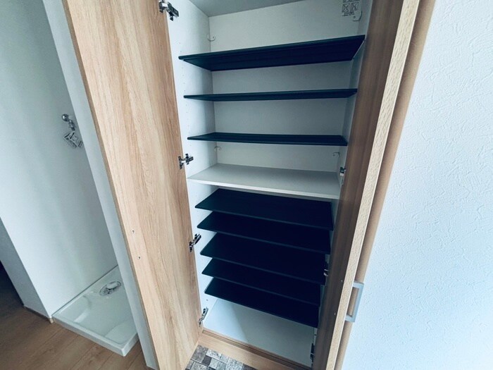 物件内観写真17　(靴箱)