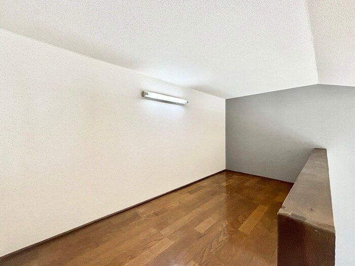 物件内観写真9　(ロフト)