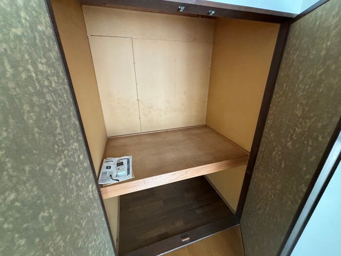物件内観写真11　(収納)