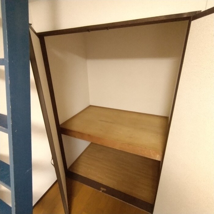 物件内観写真11　(収納)