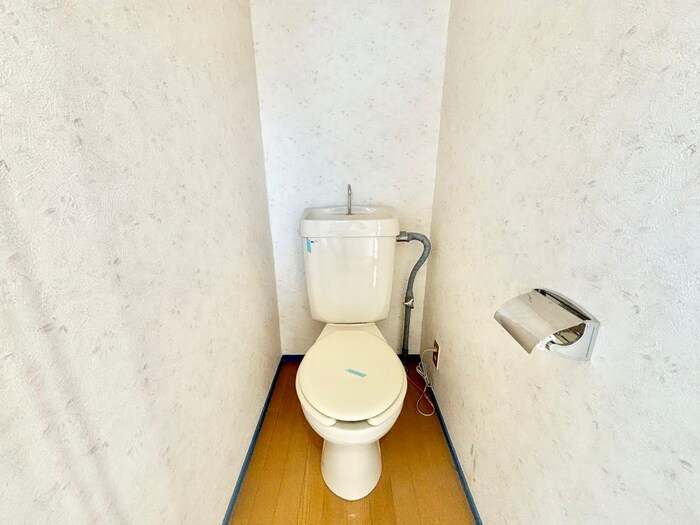 物件内観写真14　(トイレ)