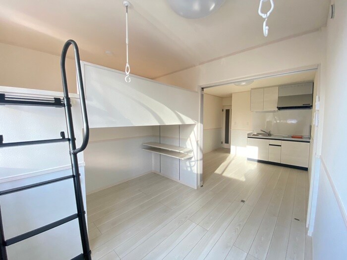 物件内観写真7　(居室)