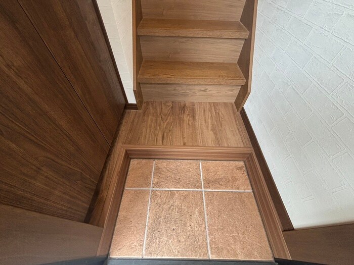 物件内観写真20　(玄関)