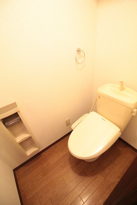 物件内観写真14　(トイレ)