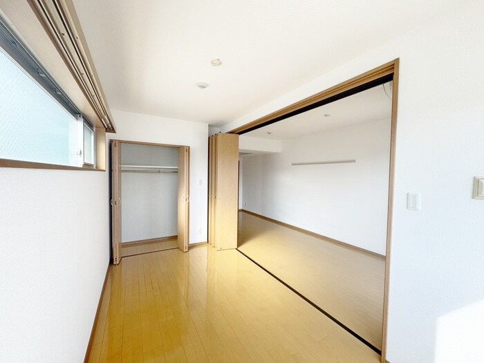 物件内観写真16　(居室)