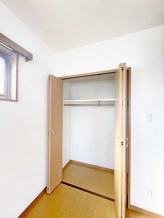 物件内観写真18　(収納)