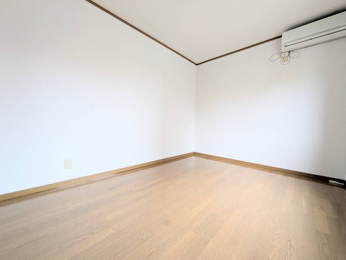 物件内観写真9　(内観写真)