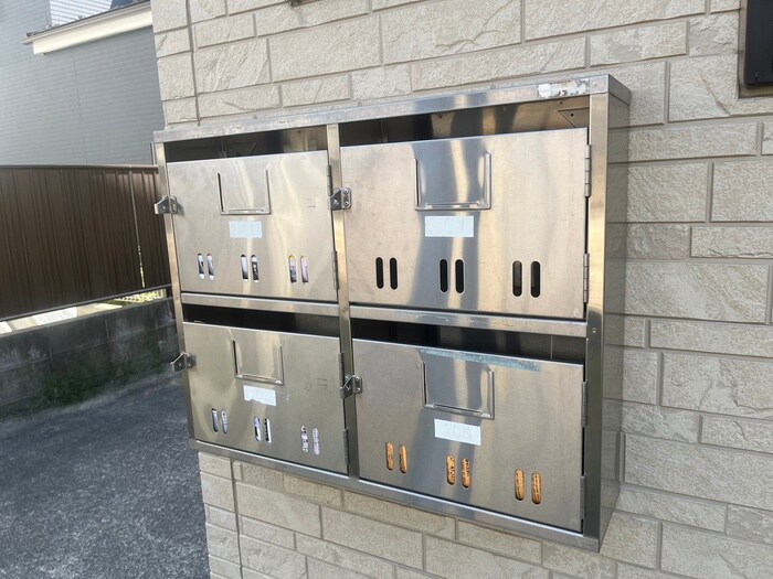 物件外観写真4　(建物設備)