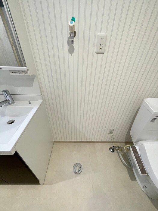 物件内観写真12　(洗濯機置場)