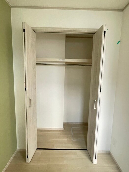 物件内観写真13　(収納)