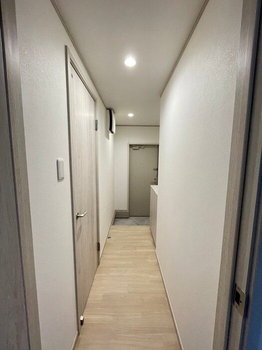 物件内観写真18　(廊下)