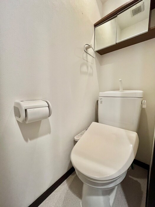 物件内観写真12　(トイレ)