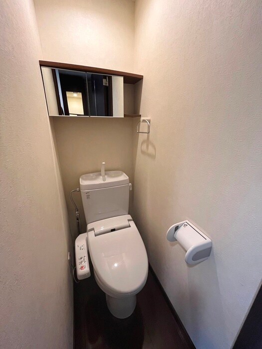 物件内観写真15　(トイレ)