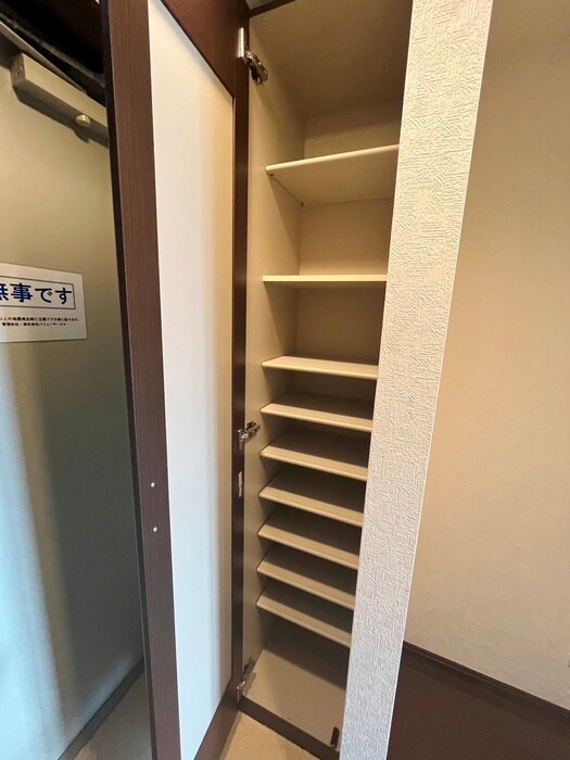 物件内観写真19　(靴箱)