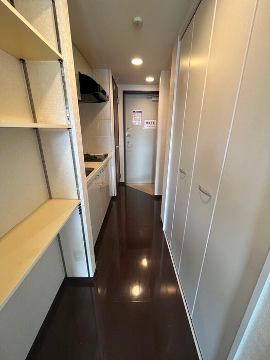 物件内観写真20　(廊下)