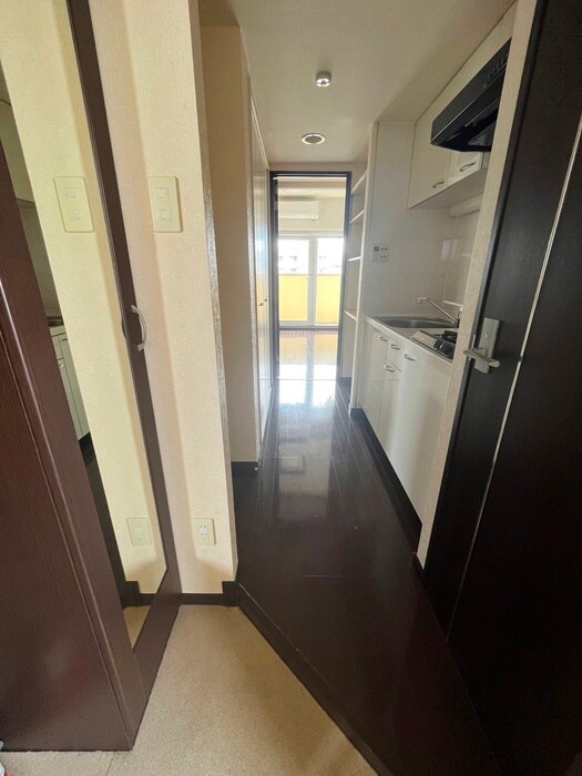 物件内観写真21　(玄関)