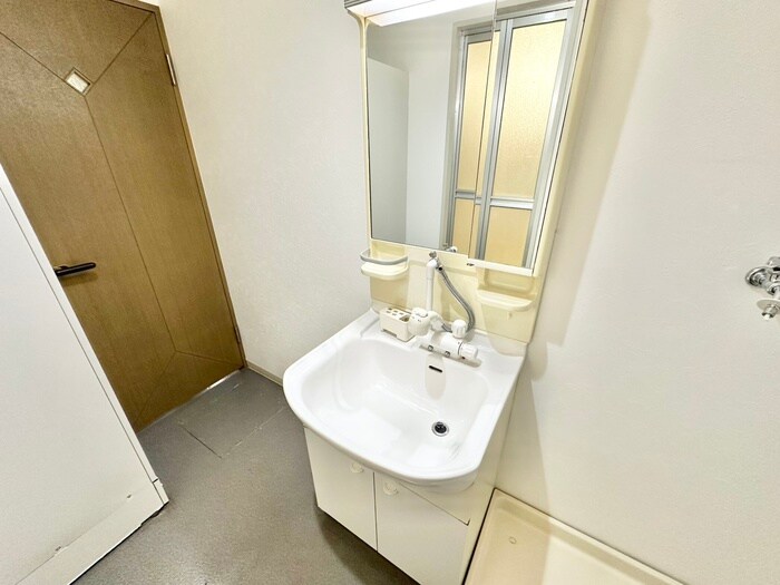 物件内観写真13　(洗面)