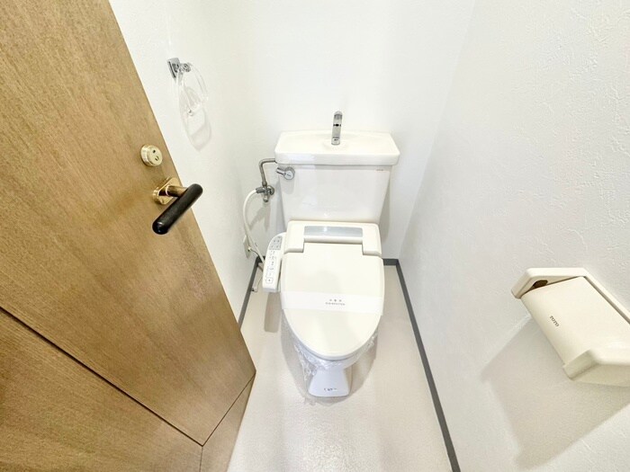 物件内観写真14　(トイレ)