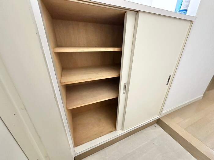 物件内観写真16　(靴箱)