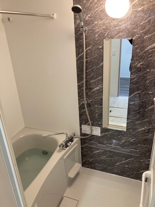 物件内観写真12　(バス／シャワールーム等)