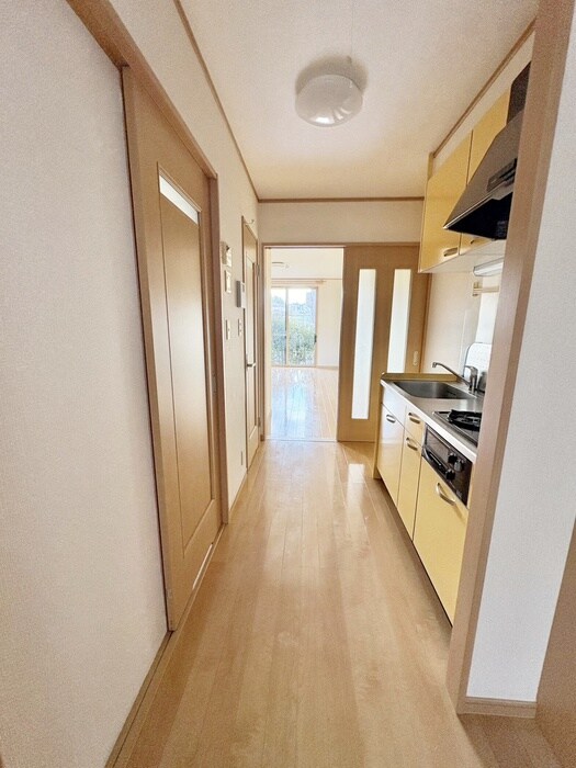 物件内観写真17　(廊下)