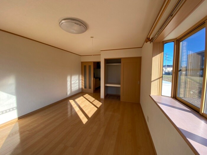 物件内観写真18　(居室)