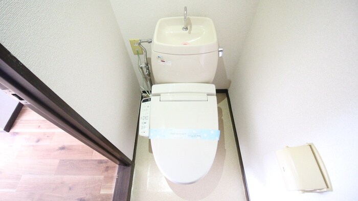 物件内観写真11　(トイレ)