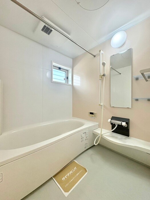 物件内観写真13　(バス／シャワールーム等)