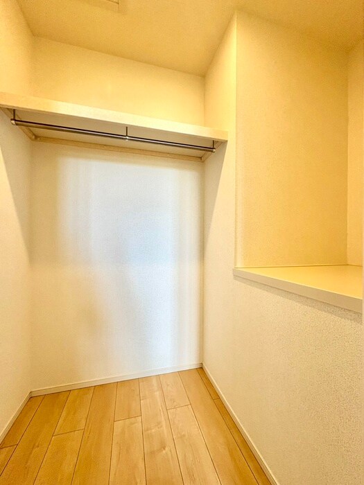 物件内観写真10　(収納)