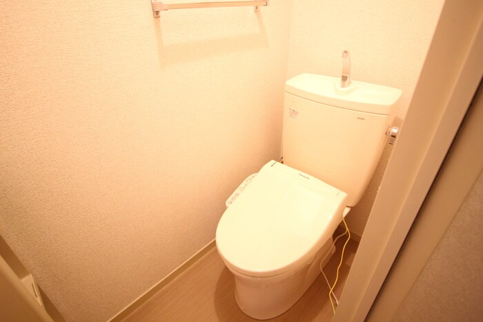 物件内観写真8　(トイレ)
