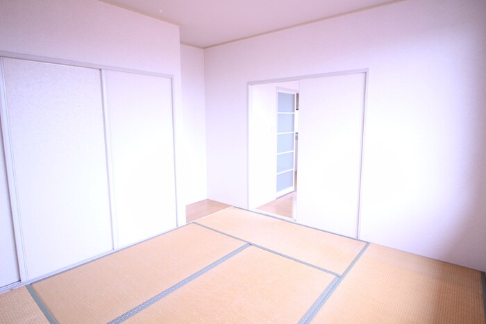 物件内観写真18　(居室)