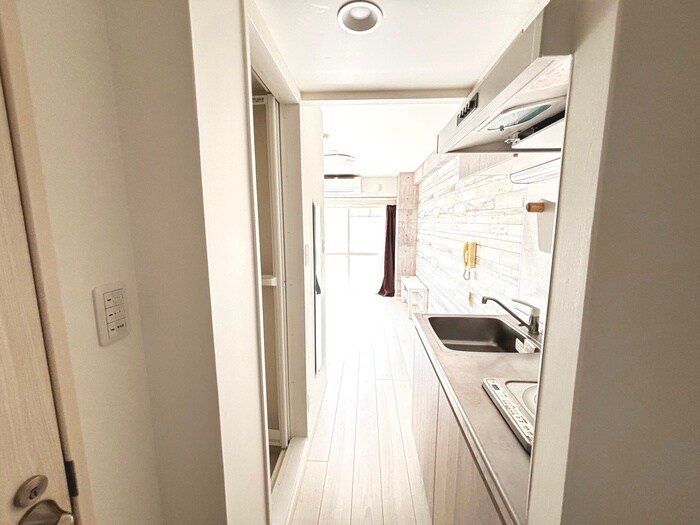 物件内観写真19　(廊下)