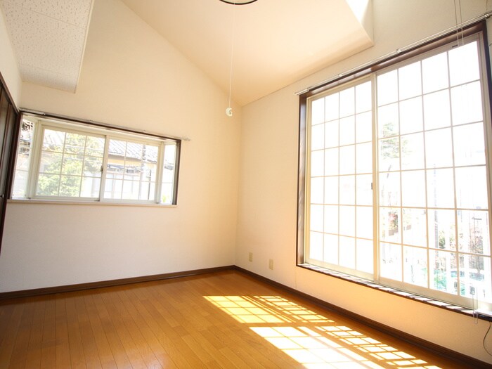 物件内観写真10　(居室)