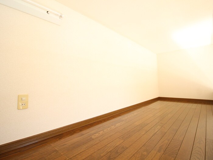 物件内観写真11　(ロフト)