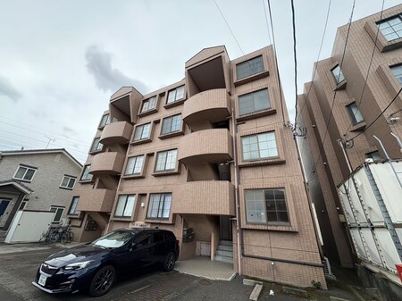 ブラヴ－ル南仙台１外観写真