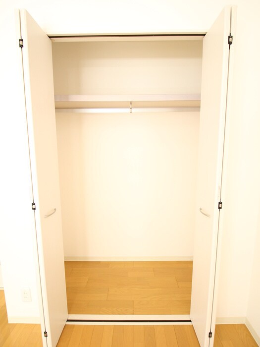物件内観写真11　(収納)