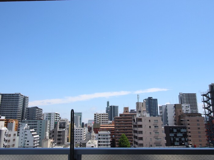 物件内観写真16　(室内からの展望)