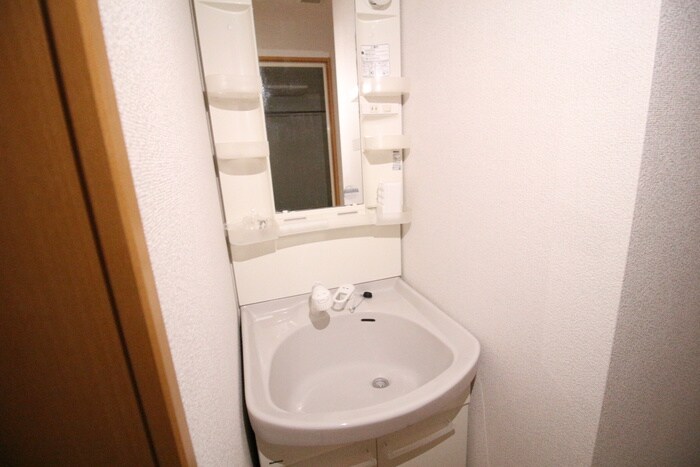 物件内観写真10　(洗面)