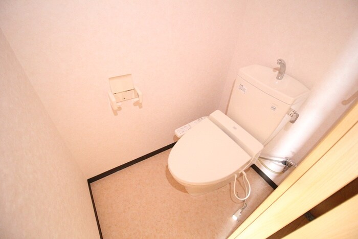 物件内観写真11　(トイレ)