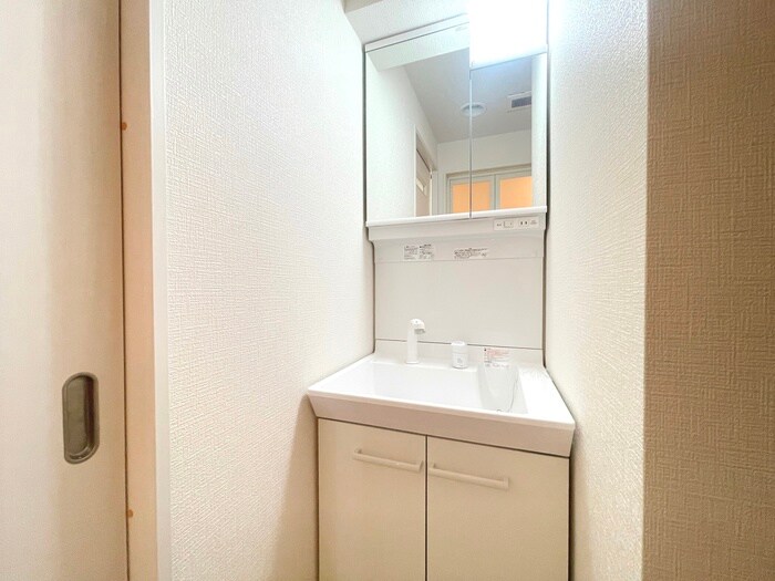 物件内観写真12　(洗面)