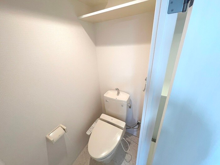 物件内観写真14　(トイレ)