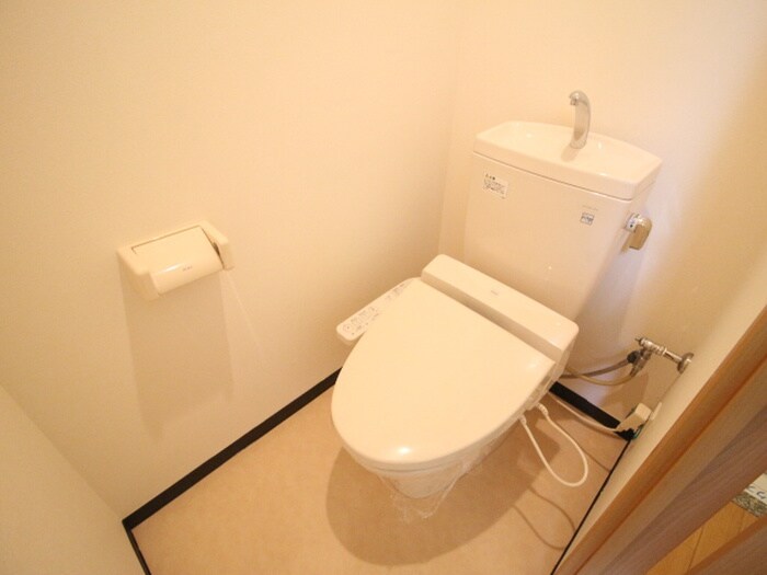 物件内観写真14　(トイレ)