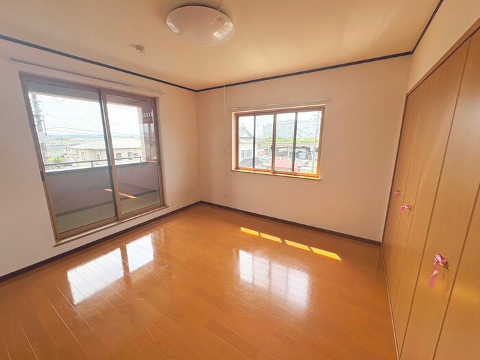 物件内観写真9　(居室)