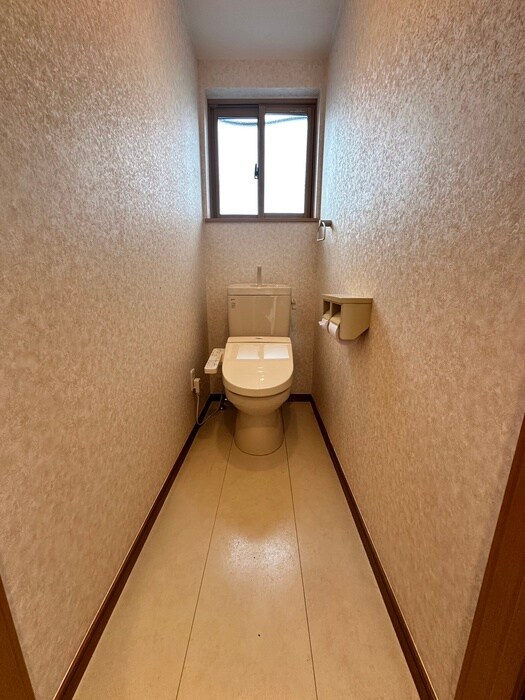 物件内観写真13　(トイレ)