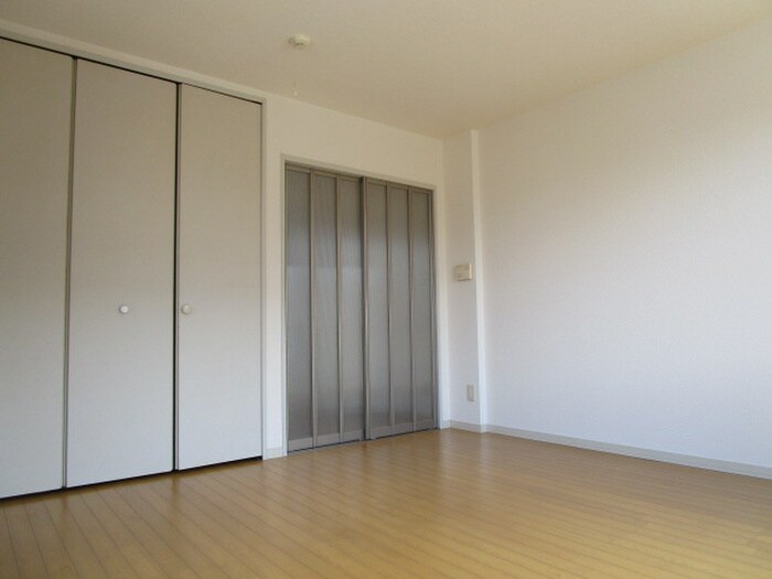 物件内観写真18　(居室)