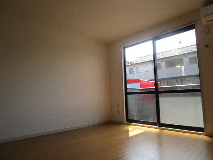 物件内観写真19　(居室)